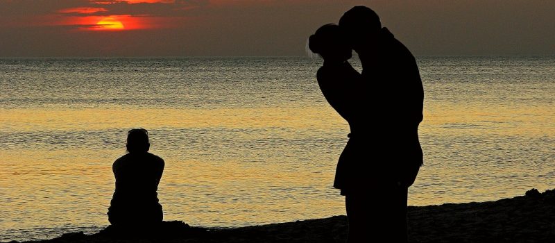 Cos’è la gelosia e come gestirla quando diventa eccessiva