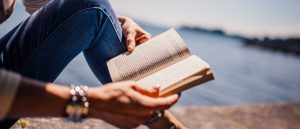 I libri fanno bene alla psiche: consigli per le vacanze