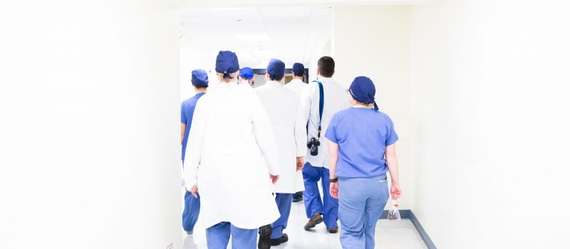 Trauma vicario e burnout negli operatori sanitari. Quali sono i sintomi?