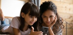 A quale età dare il cellulare ai bambini
