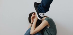 Violenza psicologica: come affrontarla