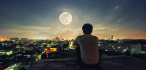 Lunaticità: significato e caratteristiche delle persone lunatiche