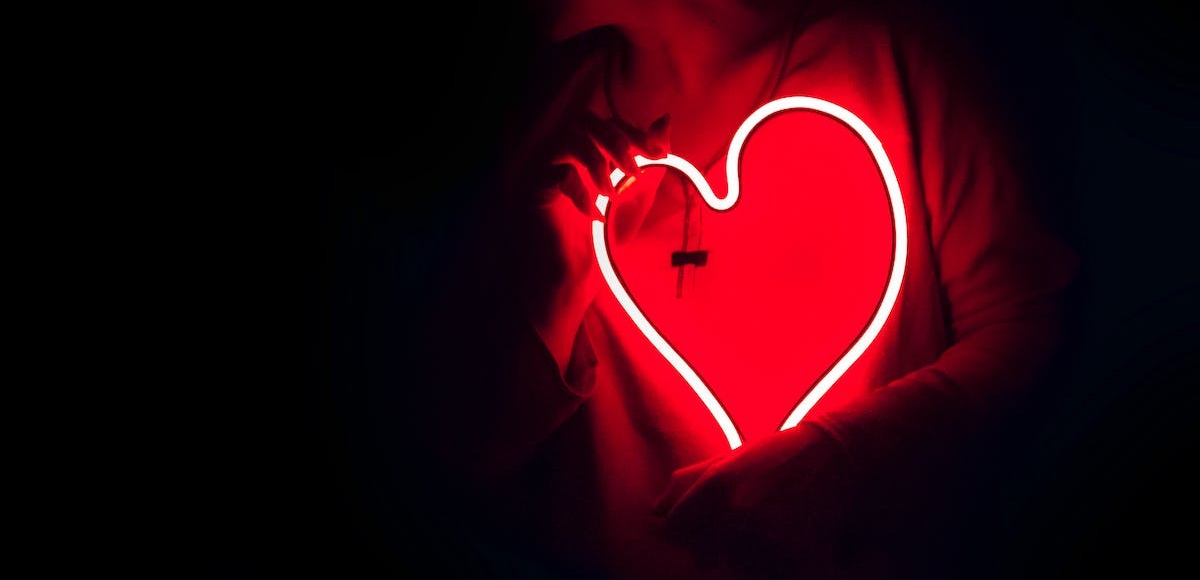 Imparare a volersi bene: cosa significa e come farlo?